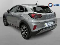 Usado Ford Puma Titanium 125 HP (91 kW) 2023 Prateado SUV