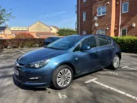 Używany Vauxhall Astra Excite 115 KM (84 kW) 2014 Niebieski Hatchback