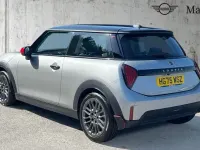 Usado Mini Cooper S Hatch 201 HP (147 kW) 2026 Prateado Citadino