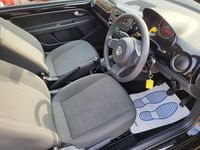 Begagnad VW up! move up! 2012 Svart Halvkombi