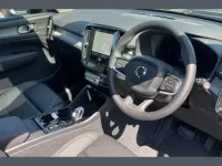 New Volvo XC40 Ultra 161 HP (118 kW) 2026 Black SUV