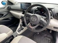 Used Toyota Yaris Hybrid 113 HP (83 kW) 2022 Grey Hatchback