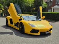 Used Lamborghini Aventador 700 HP (514 kW) 2013 Yellow Coupe