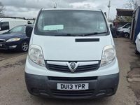 Used Vauxhall Vivaro 115 HP (84 kW) 2013 White MPV