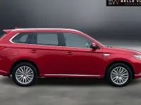 Usado Mitsubishi Outlander P-HEV 177 HP (130 kW) 2018 Carrinha