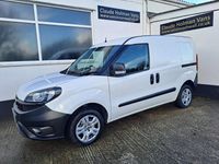 Używany Fiat Doblò 95 KM (69 kW) 2018 Biały Minivan