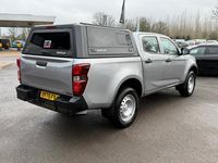 New Isuzu D-Max 163 HP (119 kW) 2025 564 spinel red Pickup