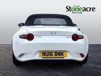 Usado Mazda MX5 131 HP (96 kW) 2016 Branco Cabrios