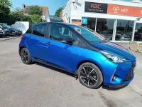Used Toyota Yaris Design 111 HP (81 kW) 2017 Blue/black Hatchback