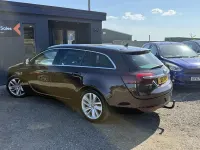 Used Vauxhall Insignia Elite 163 HP (119 kW) 2013 Brown Estate