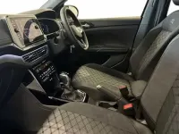 Nuevo VW T-Cross R-line 115 CV (84 kW) 2026 Negro SUV