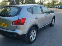 Used Nissan Qashqai Acenta 114 HP (83 kW) 2008 Silver SUV
