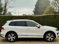 Used VW Touareg R-line 2015 White SUV