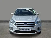 Usado Ford Kuga Zetec 150 HP (110 kW) 2018 Prateado SUV