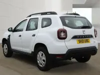 Begagnad Dacia Duster Essentiel 100 HK (73 kW) 2021 Vit SUV