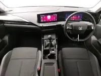 Begagnad Vauxhall Astra Design Edition 110 HK (80 kW) 2023 Svart Halvkombi