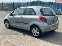 Used Toyota Yaris 69 HP (50 kW) 2011 Silver Hatchback
