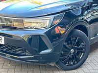 Used Vauxhall Grandland X SRi 128 HP (94 kW) 2022 Black SUV