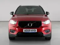 Used Volvo XC40 R-Design 163 HP (119 kW) 2020 Red SUV