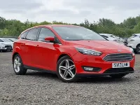 Used Ford Focus Zetec 125 HP (91 kW) 2017 Red Hatchback
