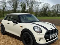 Begagnad Mini ONE Hatch 102 HK (75 kW) 2017 Halvkombi