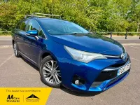 Used Toyota Avensis Business Edition 112 HP (82 kW) 2015 Blue Estate