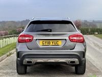 Usado Mercedes GLA200 AMG line 136 HP (100 kW) 2018 Cinzento SUV