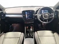 Usado Volvo XC40 Plus 211 HP (155 kW) 2023 Azul SUV