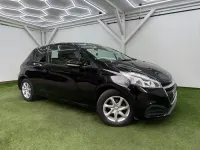 Second-hand Peugeot 208 Active 2016 Negru Hatchback