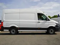 Usado VW Crafter Trendline 140 HP (102 kW) 2023 Branco Van