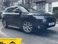 Usado Mitsubishi Outlander P-HEV 2015 Preto Carrinha