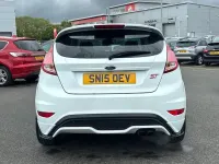 Second-hand Ford Fiesta ST 182 CP (133 kW) 2017 Alb Hatchback
