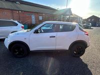 Begagnad Nissan Juke Visia 2011 Vit SUV