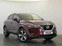 Used Nissan Qashqai N-Connecta 155 HP (114 kW) 2022 Red SUV