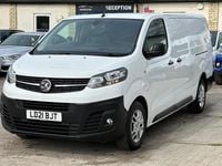 Used Vauxhall Vivaro S 100 HP (73 kW) 2021 White MPV