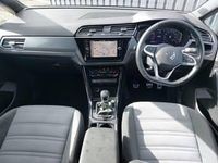 Used VW Touran R-line 150 HP (110 kW) 2022 Black MPV