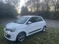 Used Renault Twingo Dynamique 70 HP (51 kW) 2015 White Hatchback