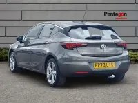 Używany Vauxhall Astra SRi 108 KM (79 kW) 2020 Szary Hatchback