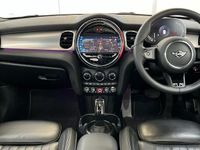 Used Mini Cooper Exclusive 136 HP (100 kW) 2023 Silver Hatchback