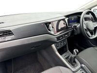 Used VW Polo Life 95 HP (69 kW) 2024 White Hatchback