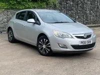 Used Vauxhall Astra 2011 Silver Hatchback