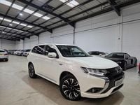Used Mitsubishi Outlander P-HEV 2016 White Estate