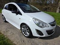 Używany Vauxhall Corsa Edition 2014 Biały Hatchback