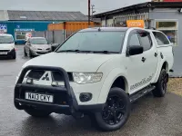Używany Mitsubishi L200 176 KM (129 kW) 2013 Biały Pickup