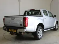 Used Isuzu D-Max 162 HP (119 kW) 2018 Silver Pickup