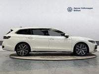 Used VW Passat R-line 150 HP (110 kW) 2024 White Estate