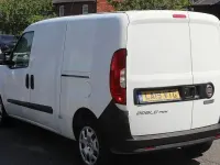 Used Fiat Doblò 95 HP (69 kW) 2019 White MPV