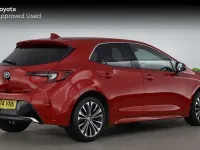 Gebraucht Toyota Corolla Design 138 PS (101 kW) 2024 Rot Kleinwagen
