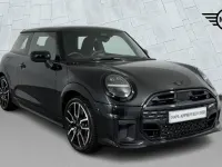 Used Mini Cooper Hatch 154 HP (113 kW) 2024 Black Hatchback