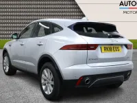 Używany Jaguar E-Pace S 180 KM (132 kW) 2018 Srebrny SUV